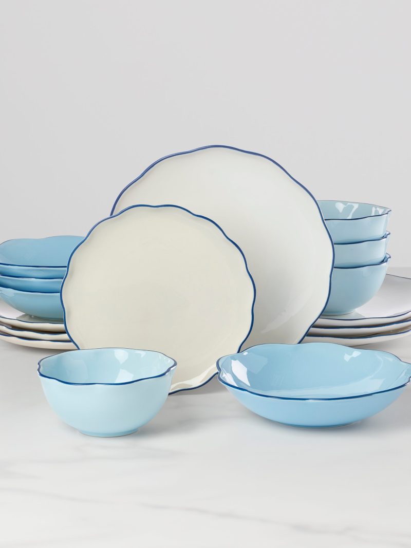 Garden Party Blue 16-Piece Dinnerware Set